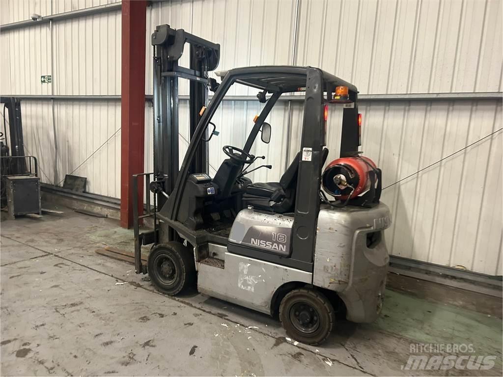 Nissan P1D1A18LQ Propan trucker