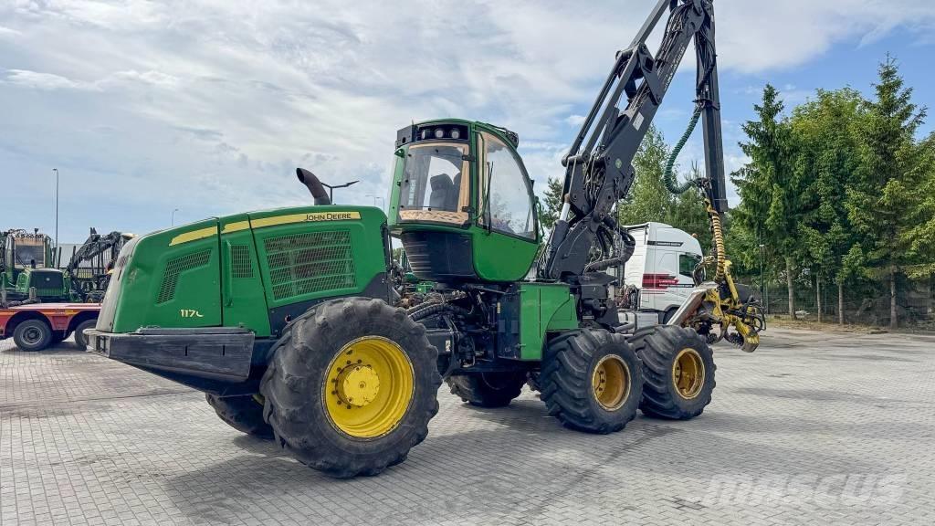 John Deere 1170 E Hogstmaskiner