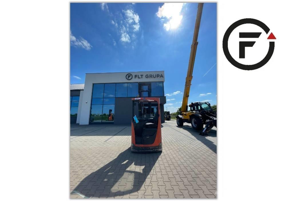 Toyota RRE140H Skyvemasttruck