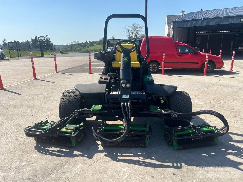 John Deere 3235C Fairway klippere