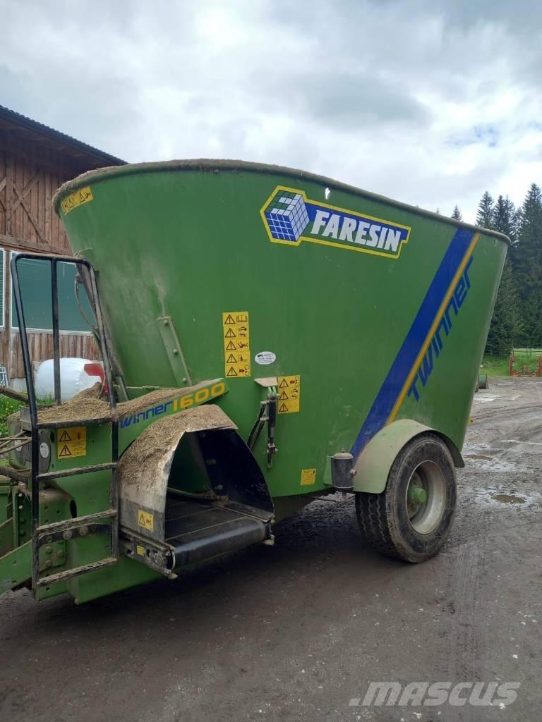 Faresin Twinner 16 Blande- og fôringsmaskiner