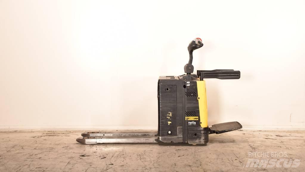 Hyster P 2.0 S Lavtløftende truck med platform