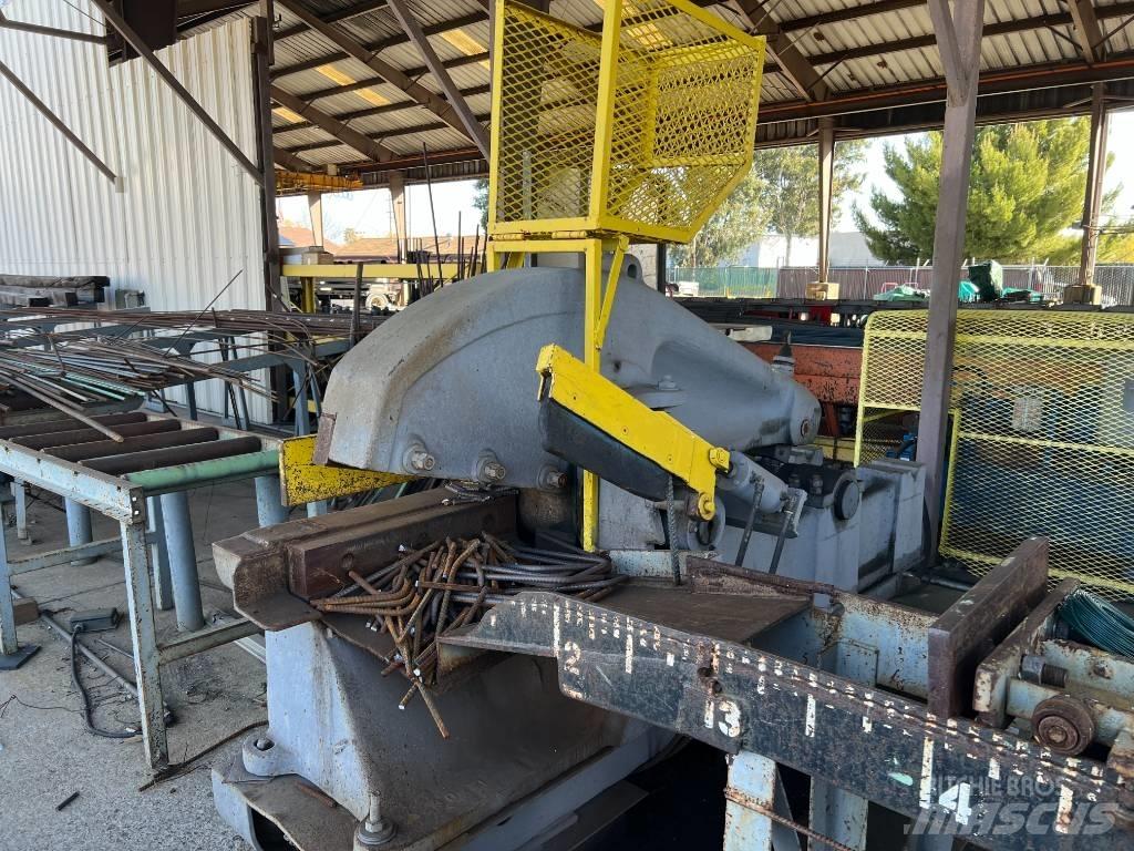 MILWAUKEE Shear   No. 2 Gravemaskiner for avfallshåndtering