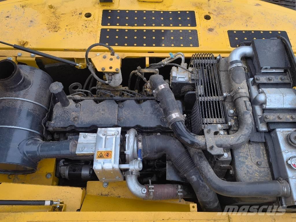 Komatsu PC 220-8 Beltegraver