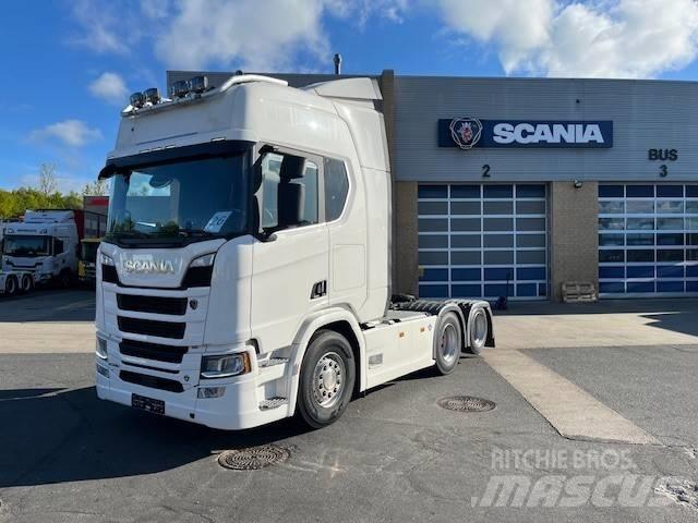 Scania R 590 Trekkvogner