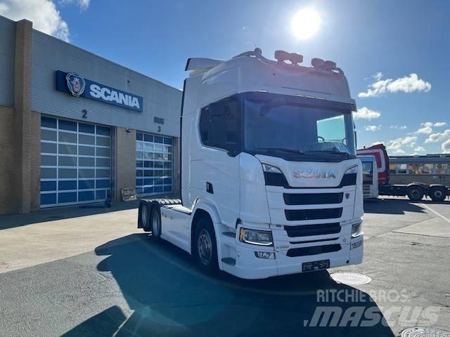 Scania R 590 Trekkvogner