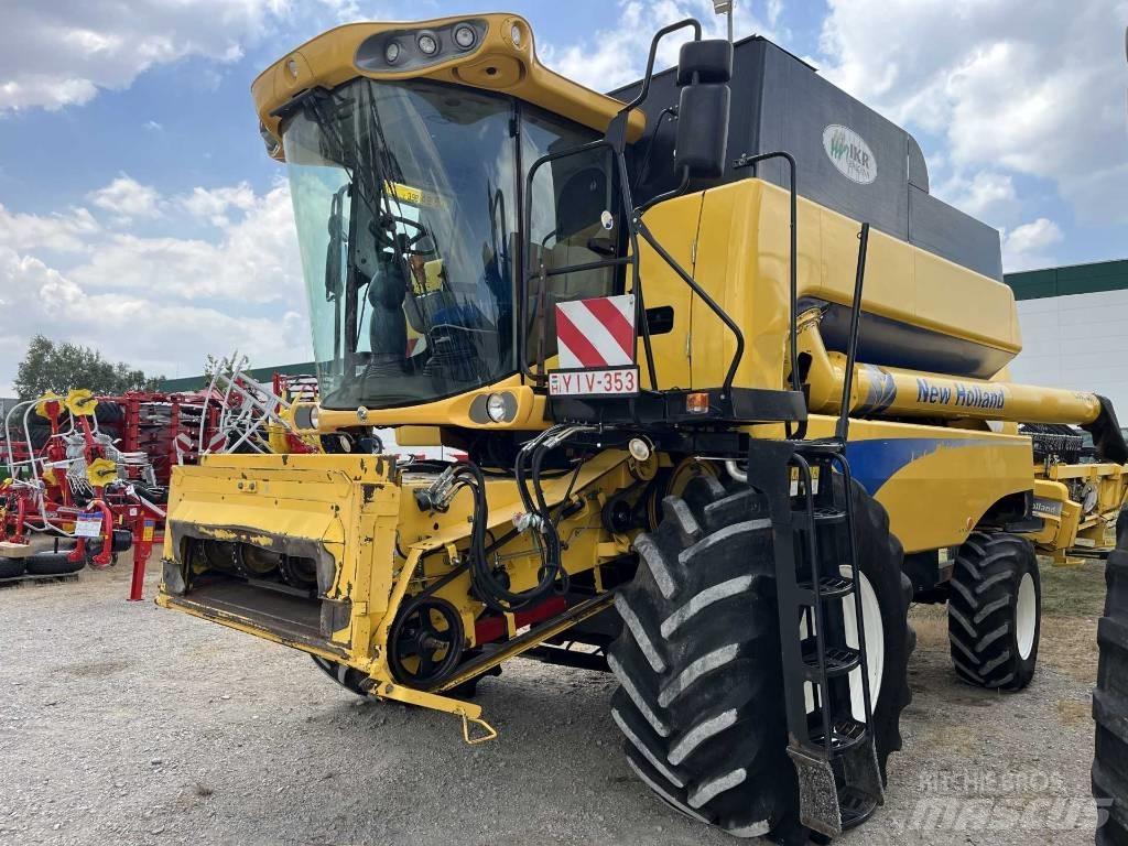 New Holland CSX 7080 Skurtreskere