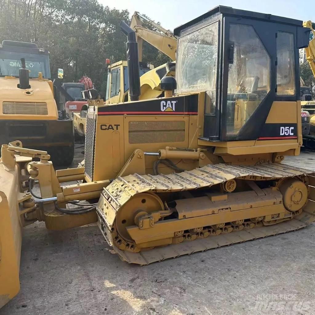 CAT D 5 C Dozere Beltegående