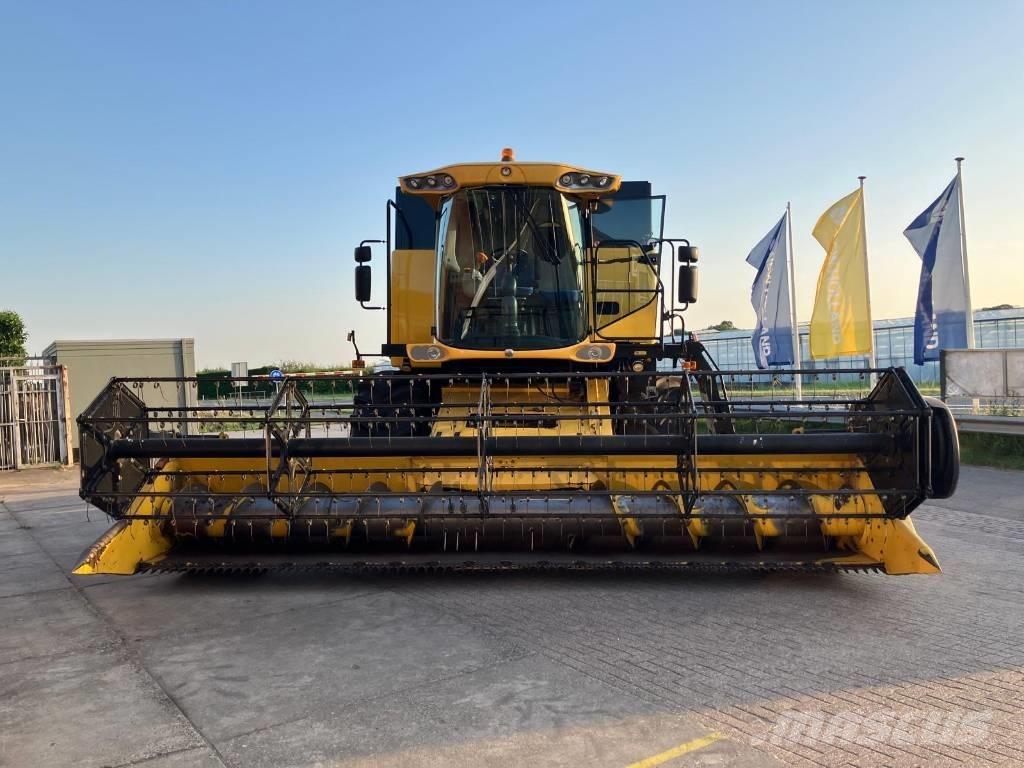 New Holland CS 6080 Skurtreskere