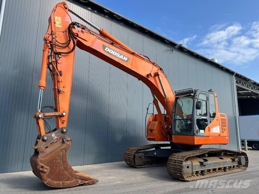 Doosan DX235LCR Beltegraver