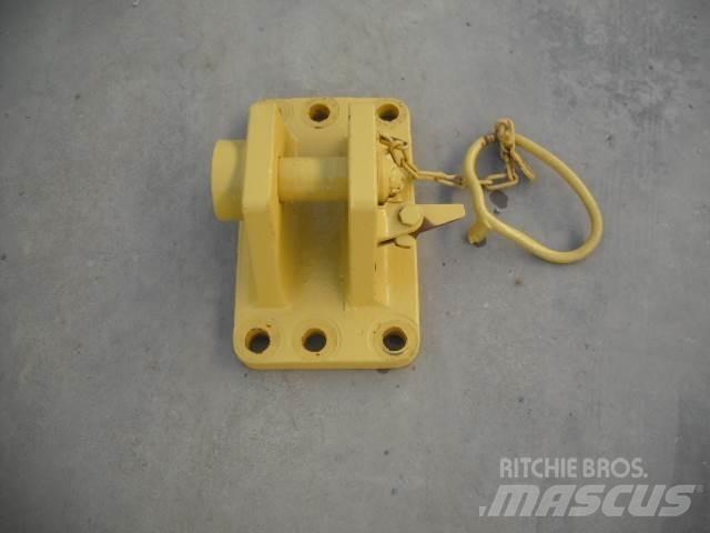 Komatsu D65EX PX Dozere Beltegående