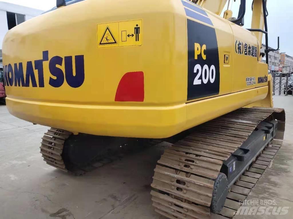 Komatsu PC 200 Beltegraver
