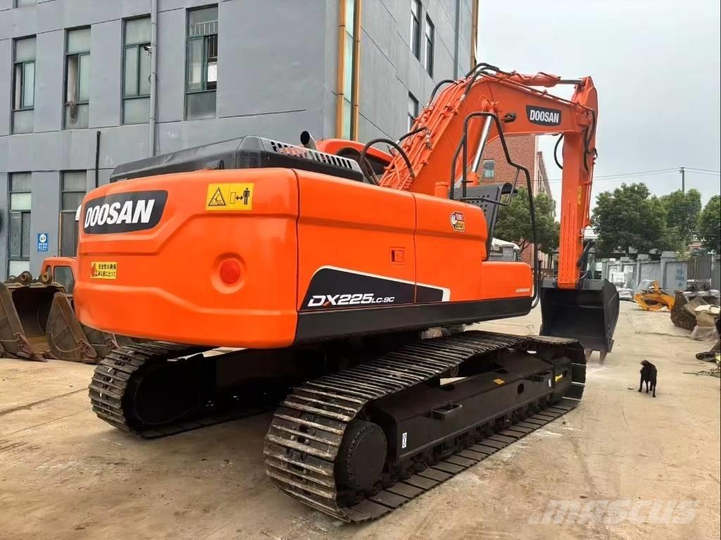 Doosan DX 225 LC Beltegraver