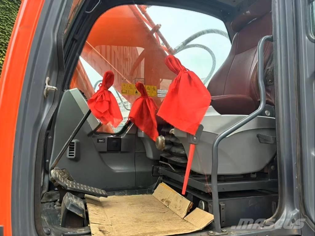 Doosan DX 225 LC Beltegraver