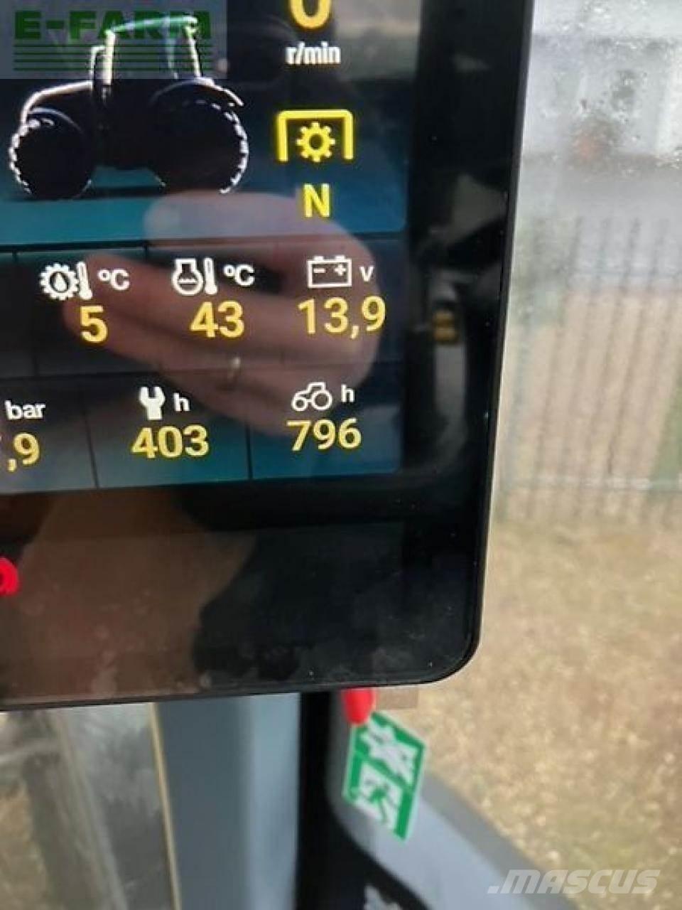 Valtra q305 Traktorer