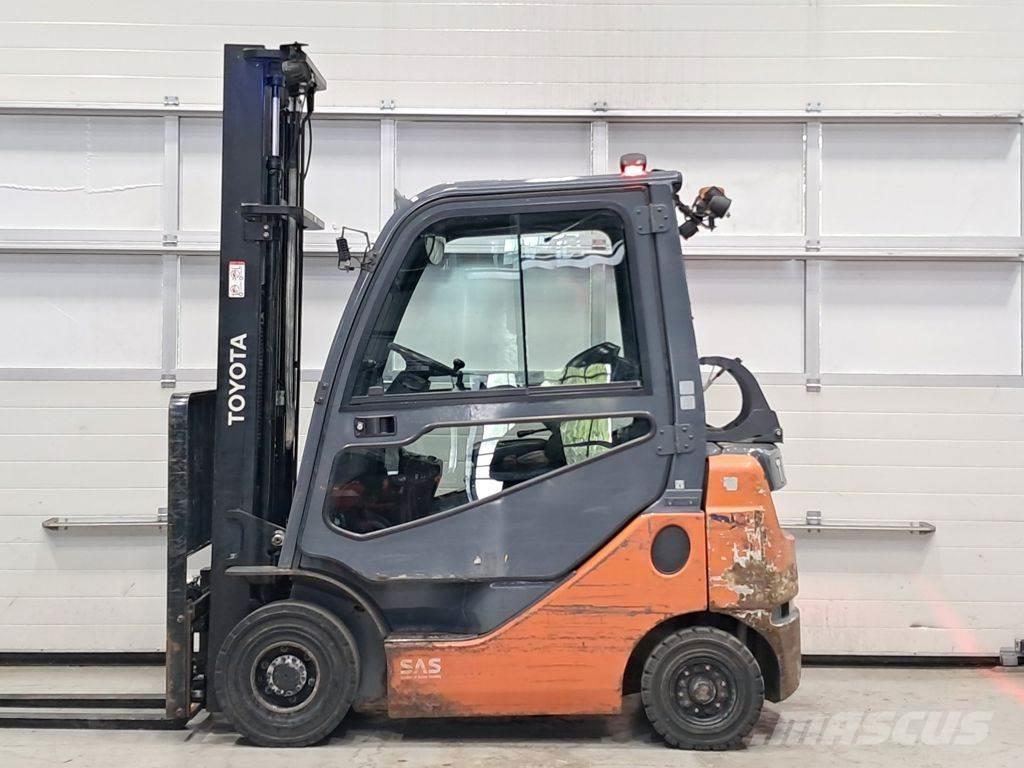 Toyota 02-8FGF18 Propan trucker