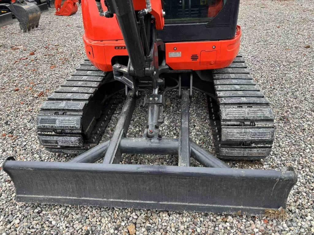 Kubota U 40 Minigravere <7t