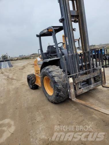 CASE 586H Terrenggående gaffeltruck