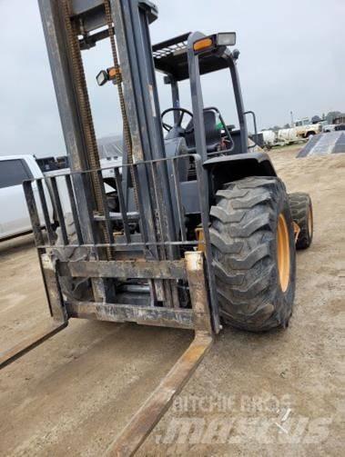 CASE 586H Terrenggående gaffeltruck
