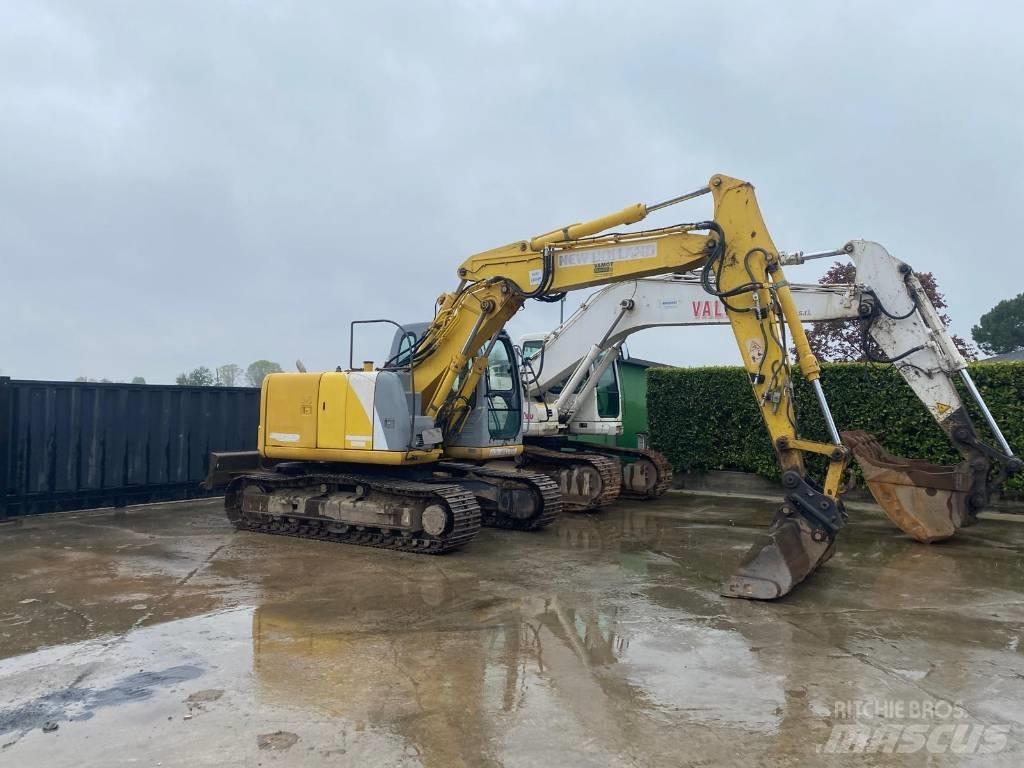 New Holland E 145 Beltegraver
