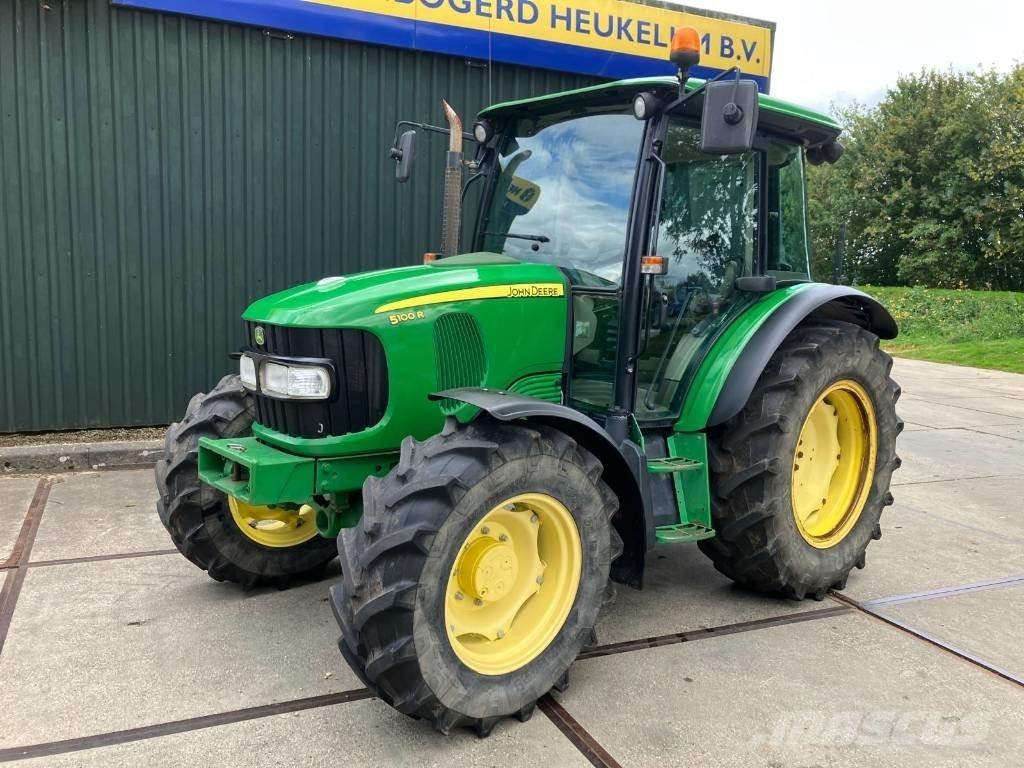 John Deere 5100 R Traktorer