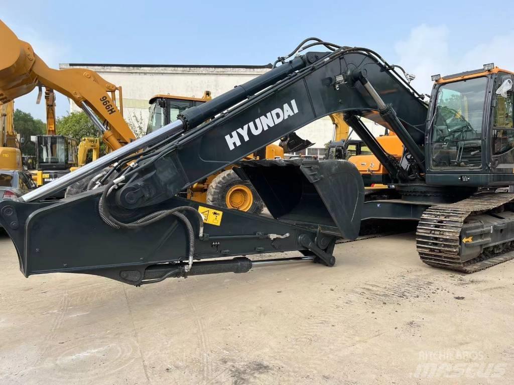 Hyundai 30 L-9 A Beltegraver