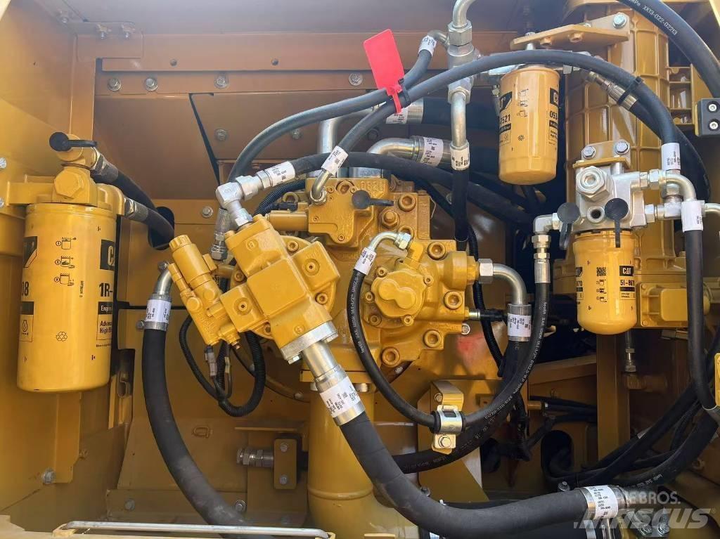 CAT 330 D Beltegraver