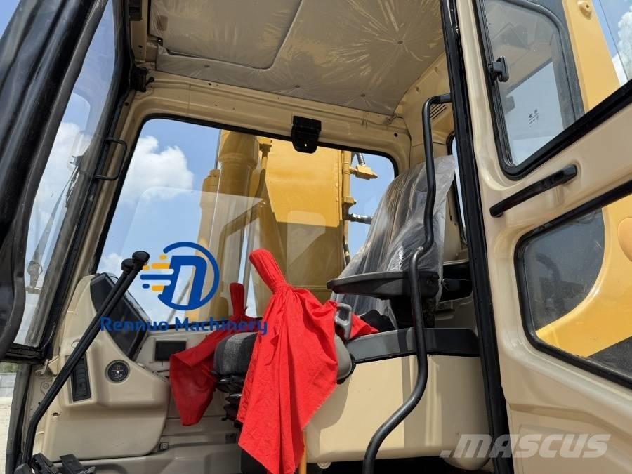 CAT 320B Beltegraver
