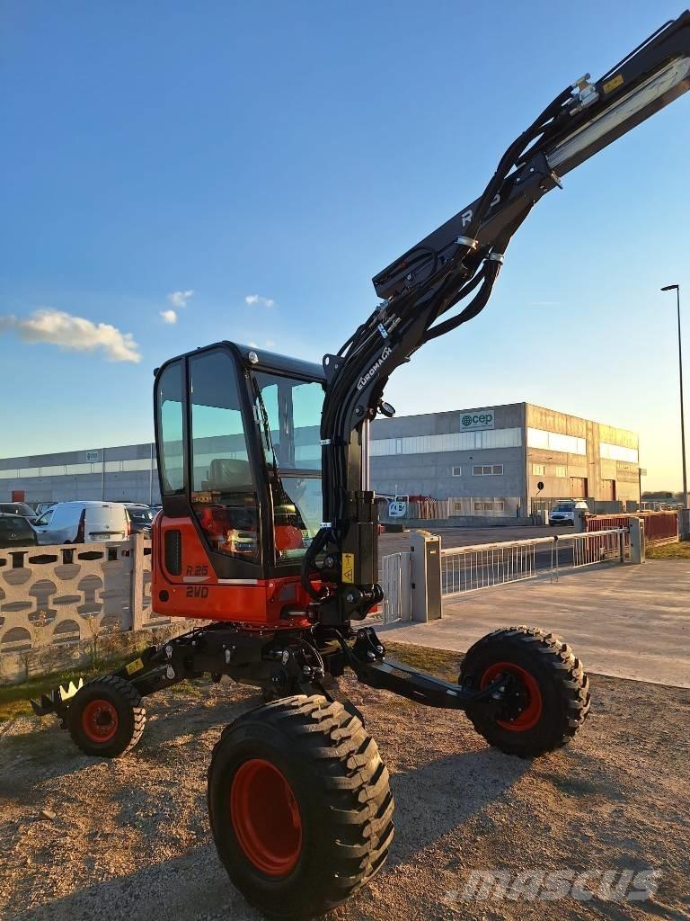 Euromach R25 Spesialtilpassede gravemaskiner