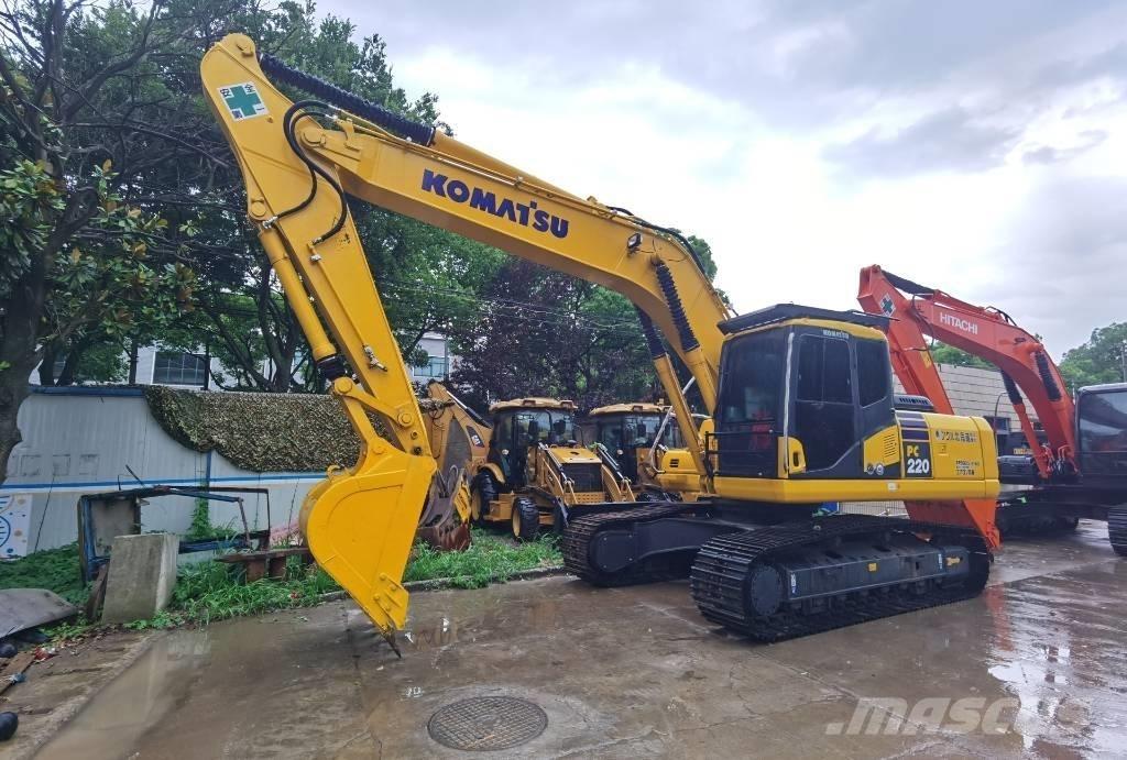 Komatsu PC 220-7 Beltegraver