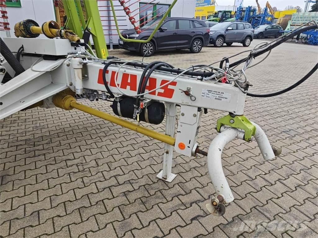 CLAAS Liner 3000 Svanser