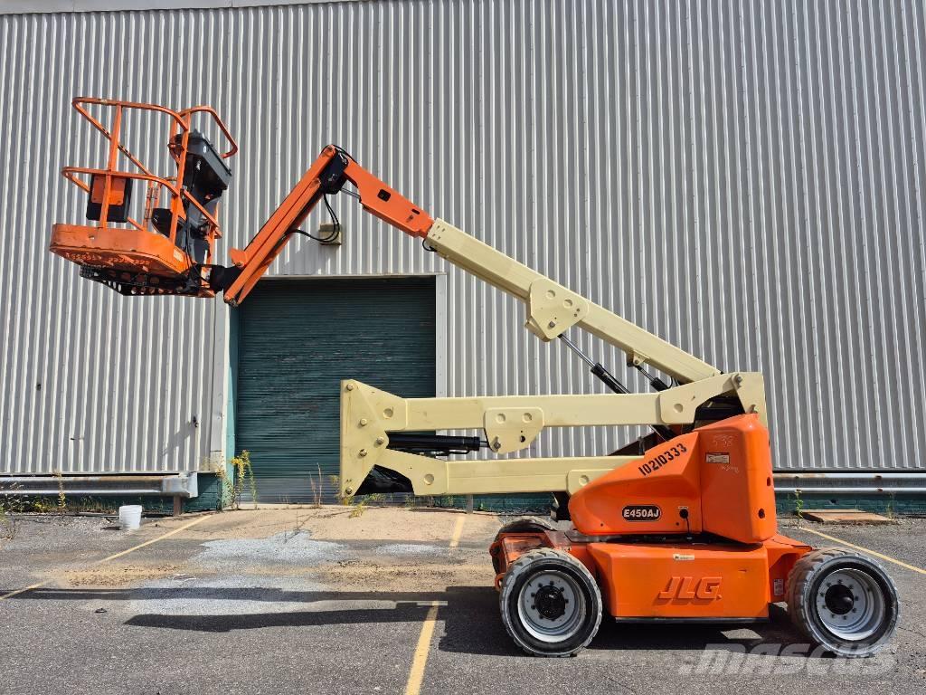 JLG E 450 AJ Leddede bomlifter