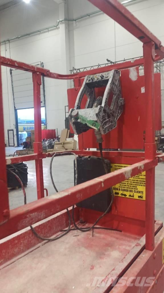 JLG 2030 ES Sakselifter