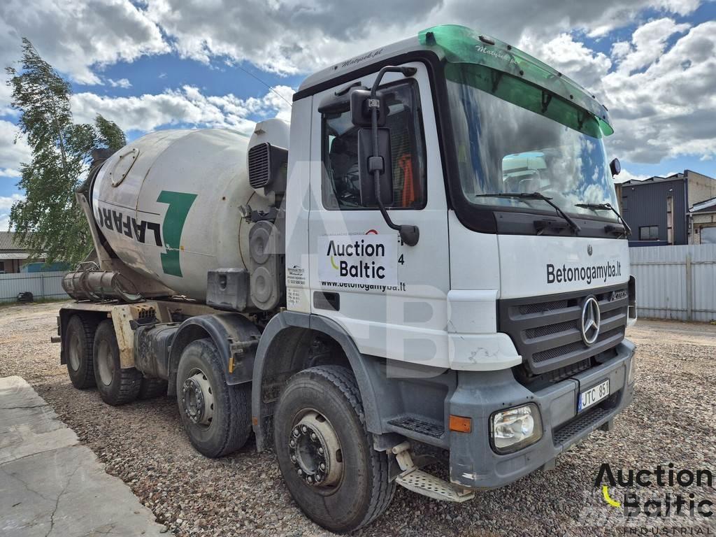 Mercedes-Benz 3236 Betongbiler