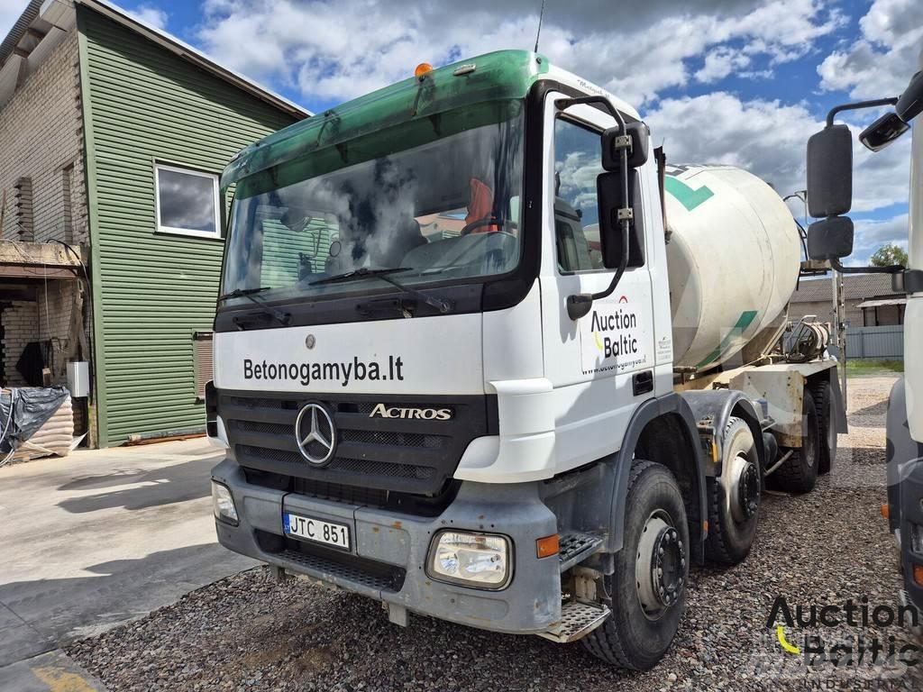 Mercedes-Benz 3236 Betongbiler