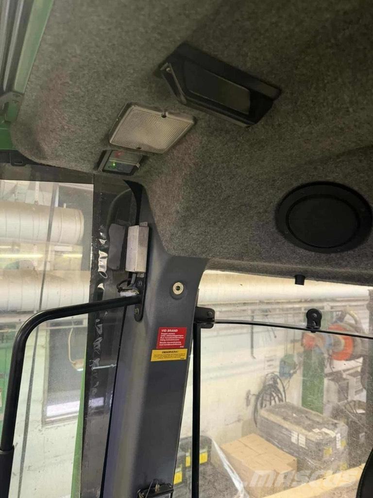  Johnn Deere 1910E Lassbærere