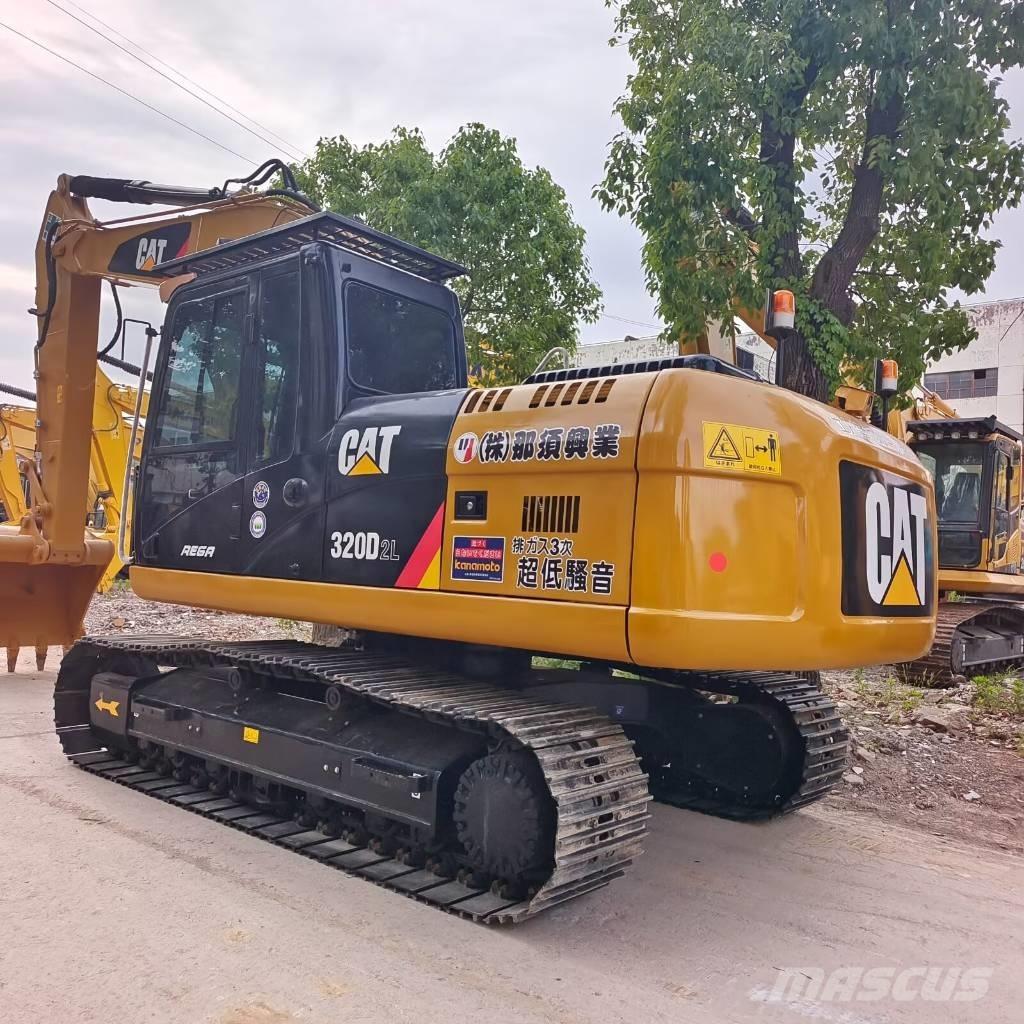 CAT 324D2L Beltegraver