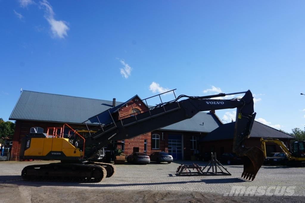 Volvo EC 300 E Beltegraver