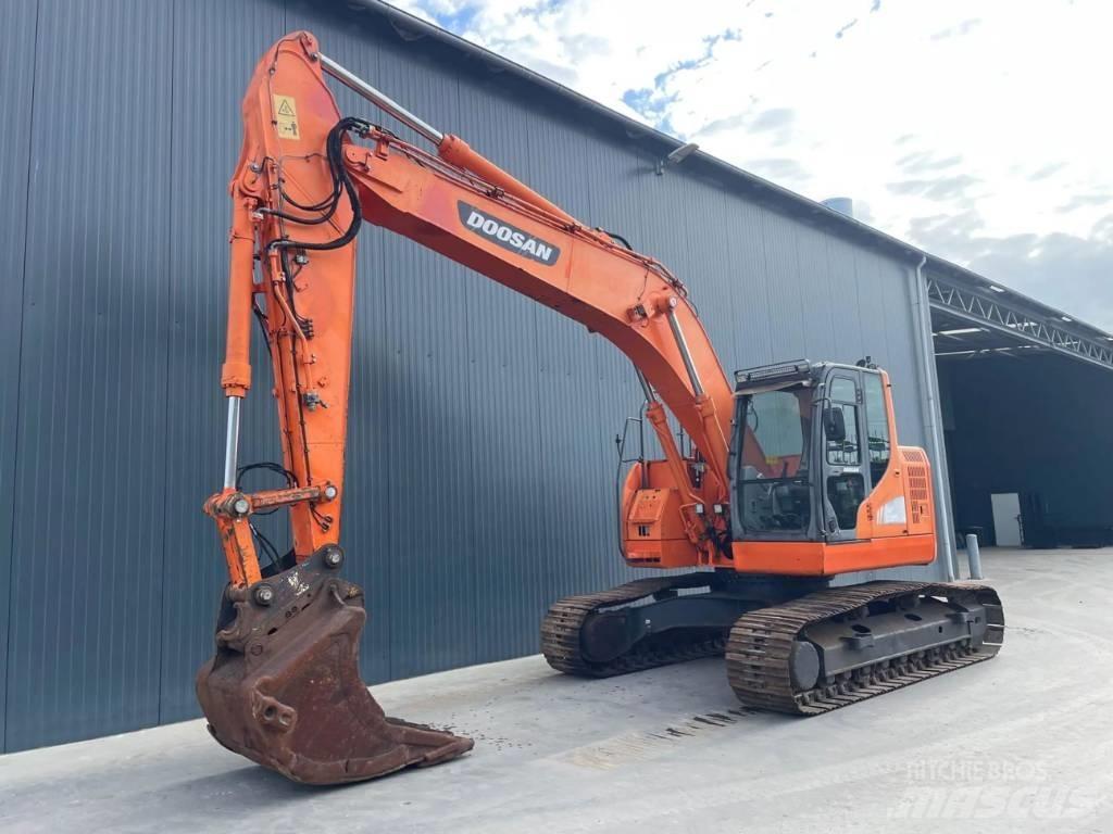 Doosan DX235LCR Beltegraver