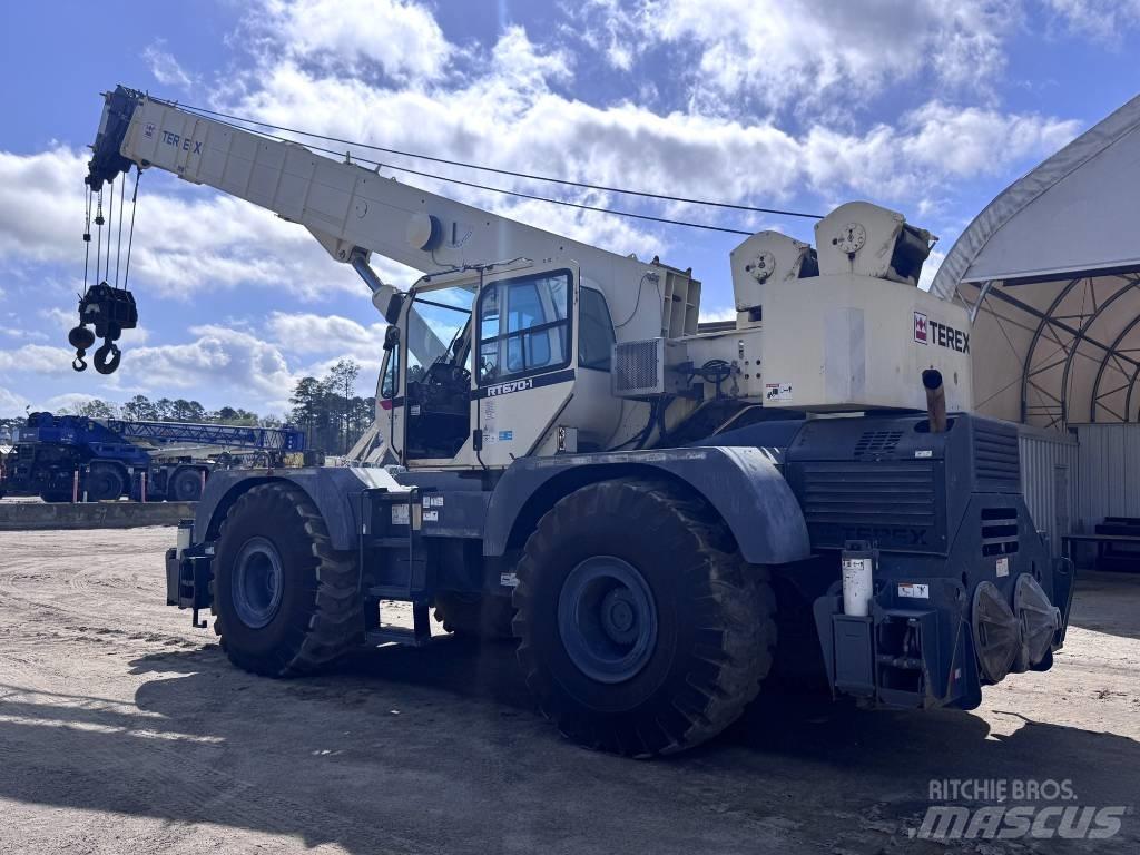 Terex RT 670 Røff terreng kraner
