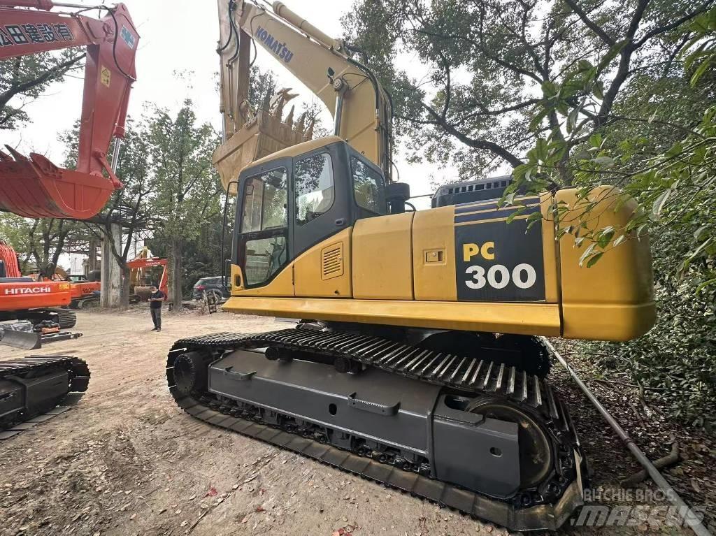 Komatsu PC 300 Beltegraver