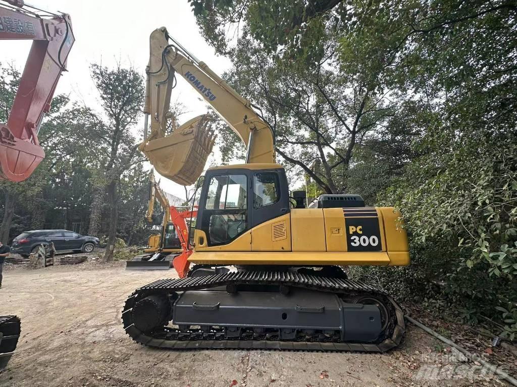 Komatsu PC 300 Beltegraver