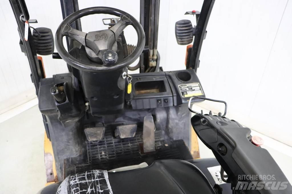 CAT DP18N Diesel Trucker