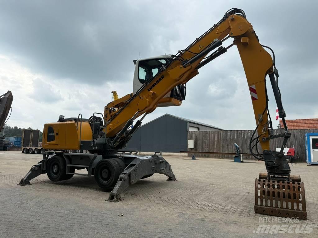 Liebherr LH 22 M Gravemaskiner for avfallshåndtering