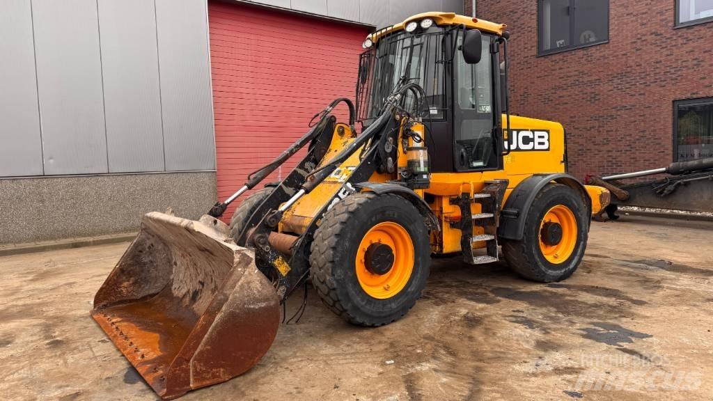 JCB 411 Hjullastere