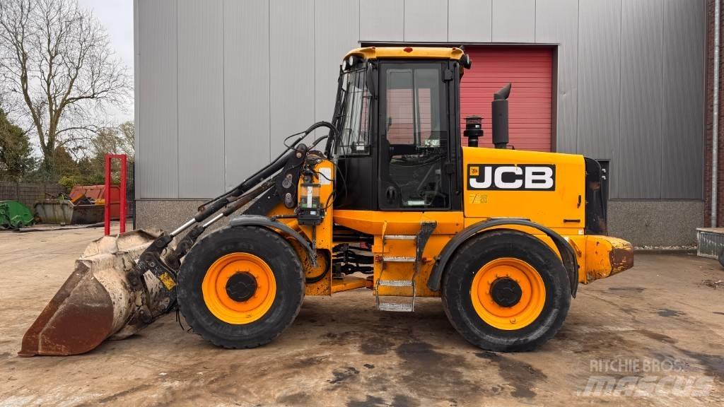 JCB 411 Hjullastere