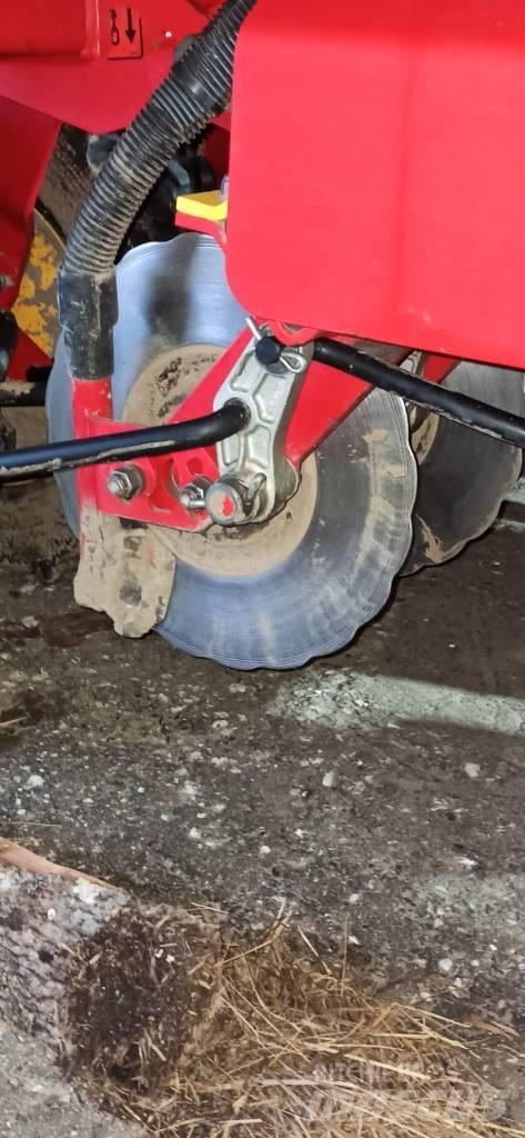 Väderstad Rapid400C Såmaskiner