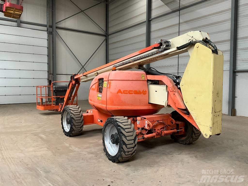 JLG 600 AJ Leddede bomlifter
