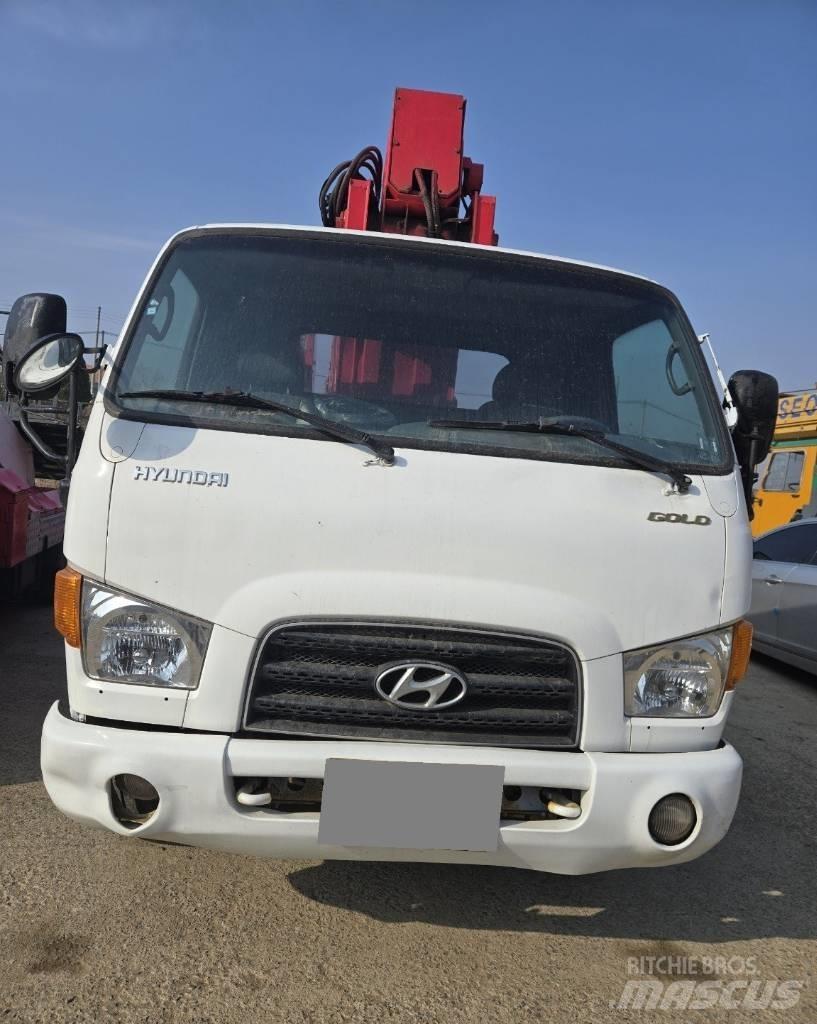Jinwoo JW320 Bilmontert lift