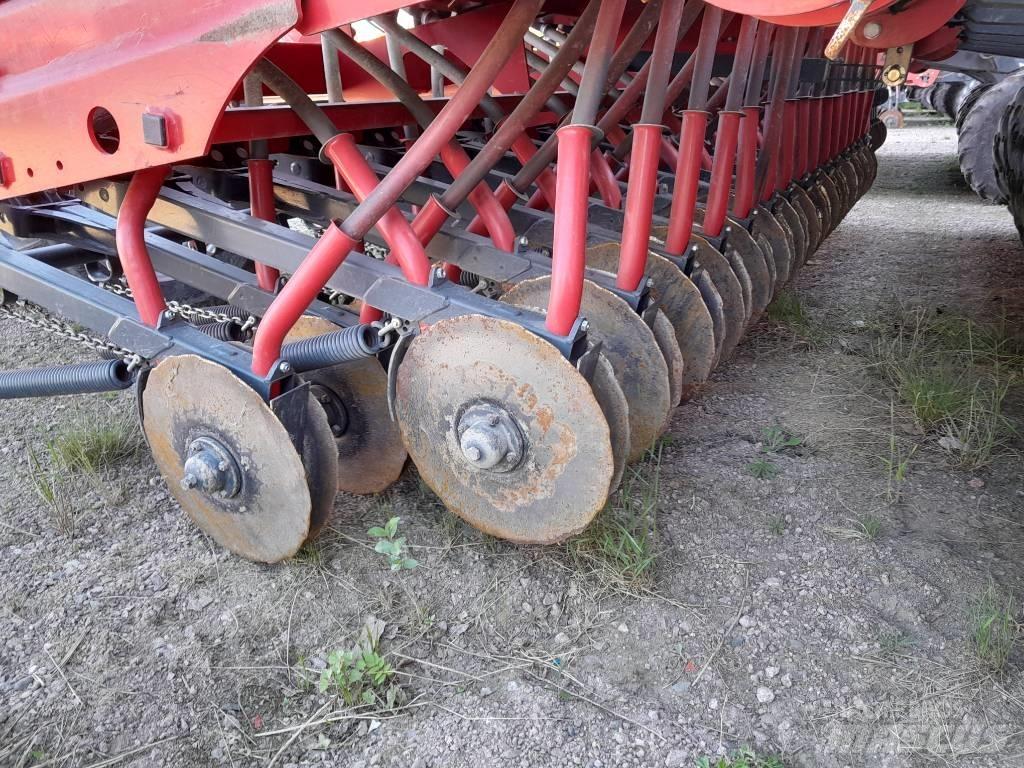 Tume Titan 4000 Kombinerte såmaskiner